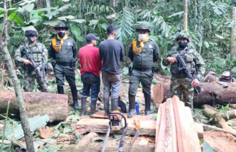 Dos personas fueron capturadas por delitos ambientales en la vereda Peralonzo de Villavicencio