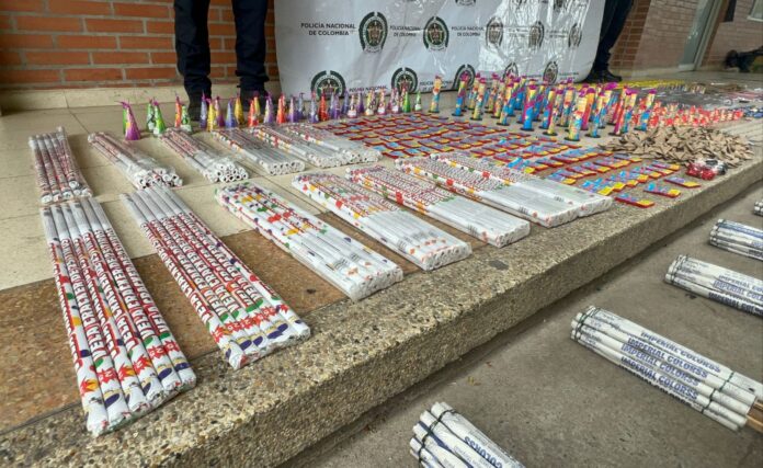 51 kilos de artefactos y fuegos pirotécnicos fueron incautados en el barrio San Isidro de Villavicencio.