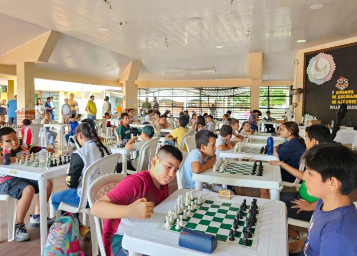 Escuela de Cofrem fue tercera en la segunda parada del primer circuito de ajedrez