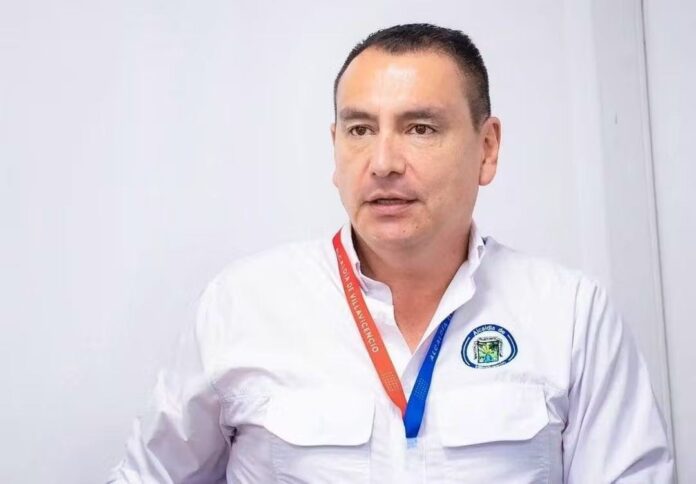 Secretaría de Movilidad rechaza agresión a operarios de grúa durante operativo en el Siete de Agosto