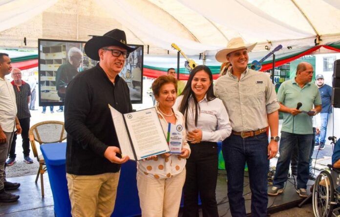 talabarteros homenaje